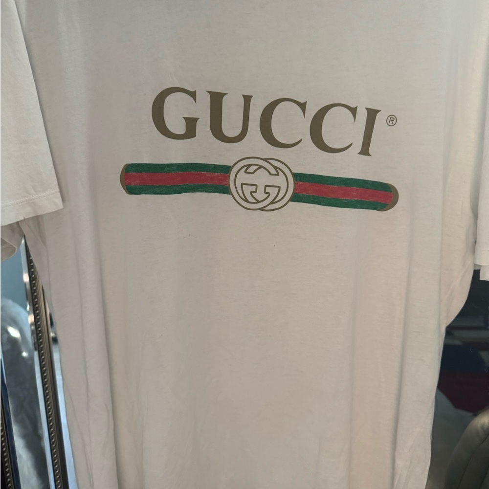 Gucci White Short Sleeve Tee with Iconic Logo